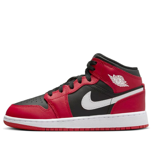 Кроссовки 1 mid 'gym red black white' Air Jordan, черный
Кроссовки 1 mid 'gym red black white' Air Jordan, черный