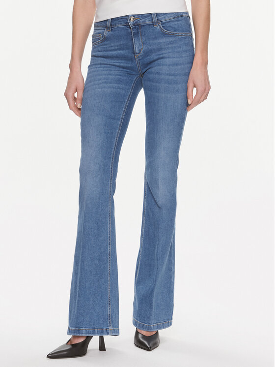 Джинсы клеш UA4057 DS015 Liu Jo, синий
Джинсы клеш UA4057 DS015 Liu Jo, синий