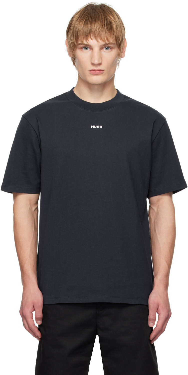 Футболка свободного кроя из хлопка темно-синего цвета Hugo
Футболка свободного кроя из хлопка темно-синего цвета Hugo