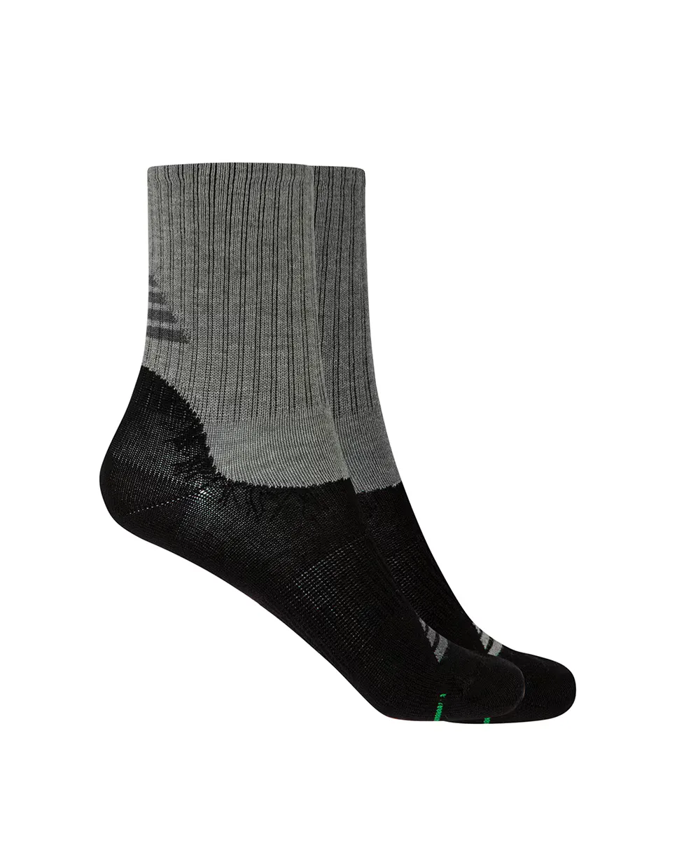 В упаковке 2 пары спортивных хлопковых носков Punto Blanco, мультиколор
В упаковке 2 пары спортивных хлопковых носков Punto Blanco, мультиколор