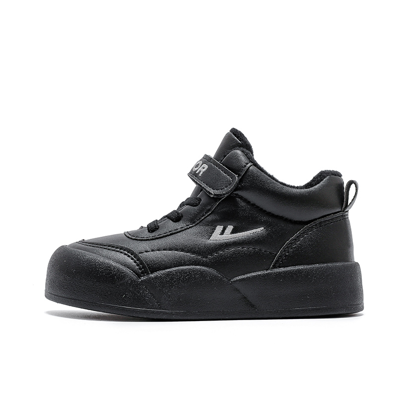 Детская повседневная обувь для детей WARRIOR, черный
Детская повседневная обувь для детей WARRIOR, черный