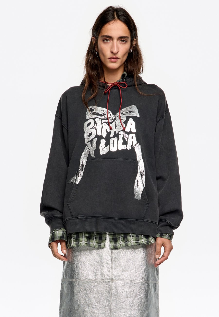 Худи Bimba Y Lola LOGO LAZO, Black Lavado/Black
Худи Bimba Y Lola LOGO LAZO, Black Lavado/Black