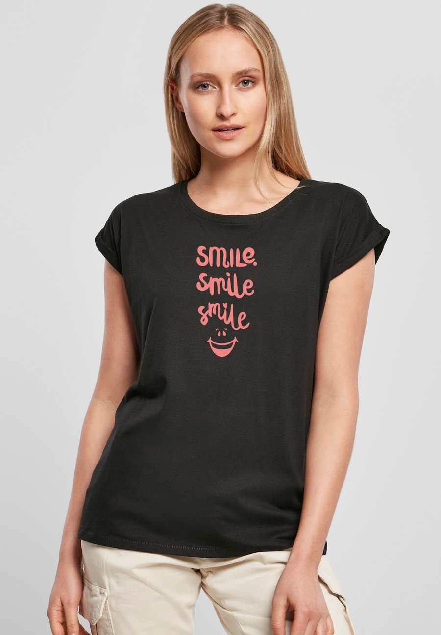 Футболка Be Famous ROLL UP SMISMI, Black, Черный, Футболка Be Famous ROLL UP SMISMI, Black
Футболка Be Famous ROLL UP SMISMI, Black, Черный, Футболка Be Famous ROLL UP SMISMI, Black