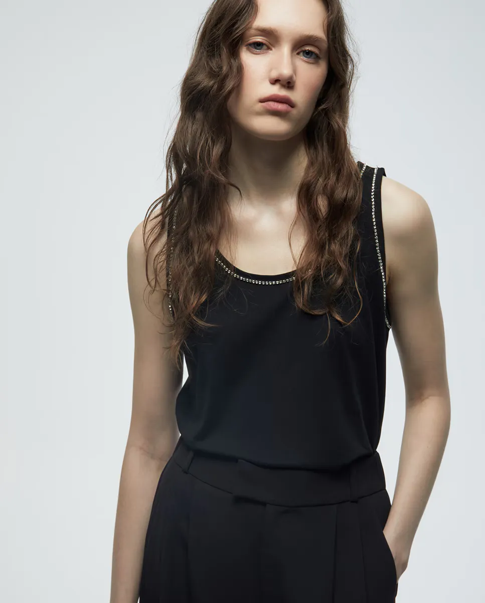 Футболка с отделкой стразами Sfera, черный
Футболка с отделкой стразами Sfera, черный