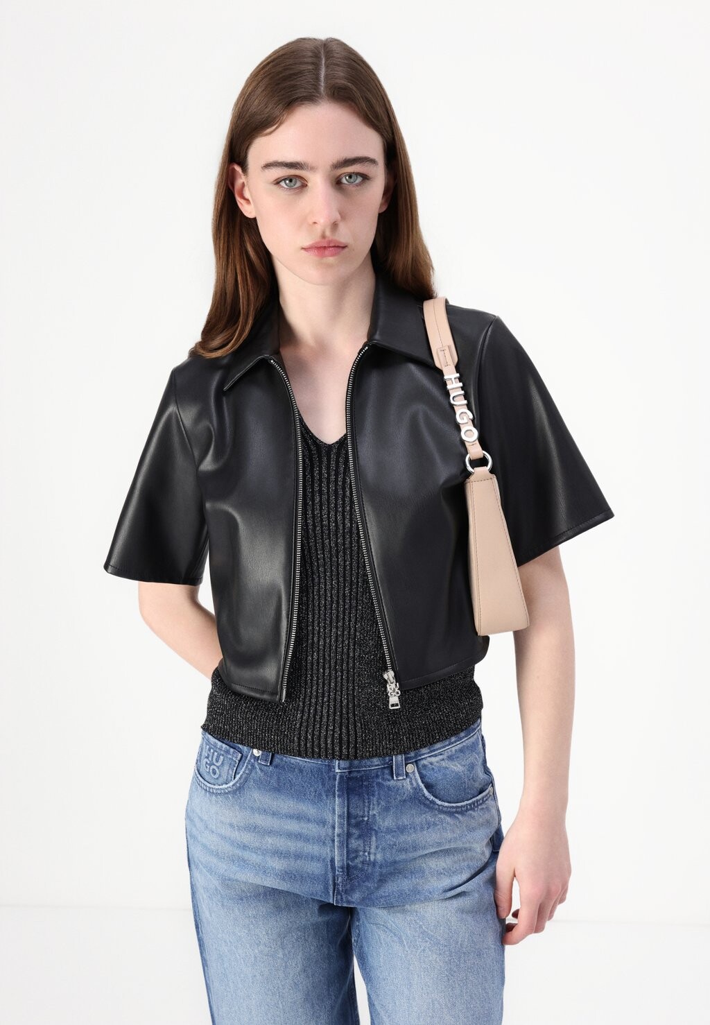 Блузка на пуговицах CENI HUGO, черный
Блузка на пуговицах CENI HUGO, черный