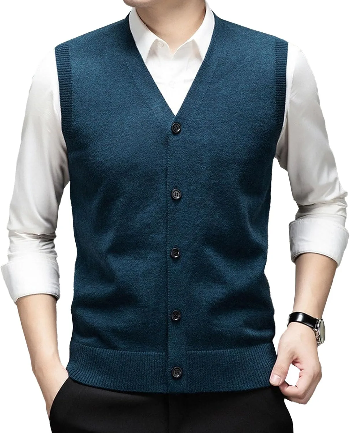 Мужской вязаный жилет с V-образным вырезом, без рукавов, однотонный DGHM-JLMY
Мужской вязаный жилет с V-образным вырезом, без рукавов, однотонный DGHM-JLMY