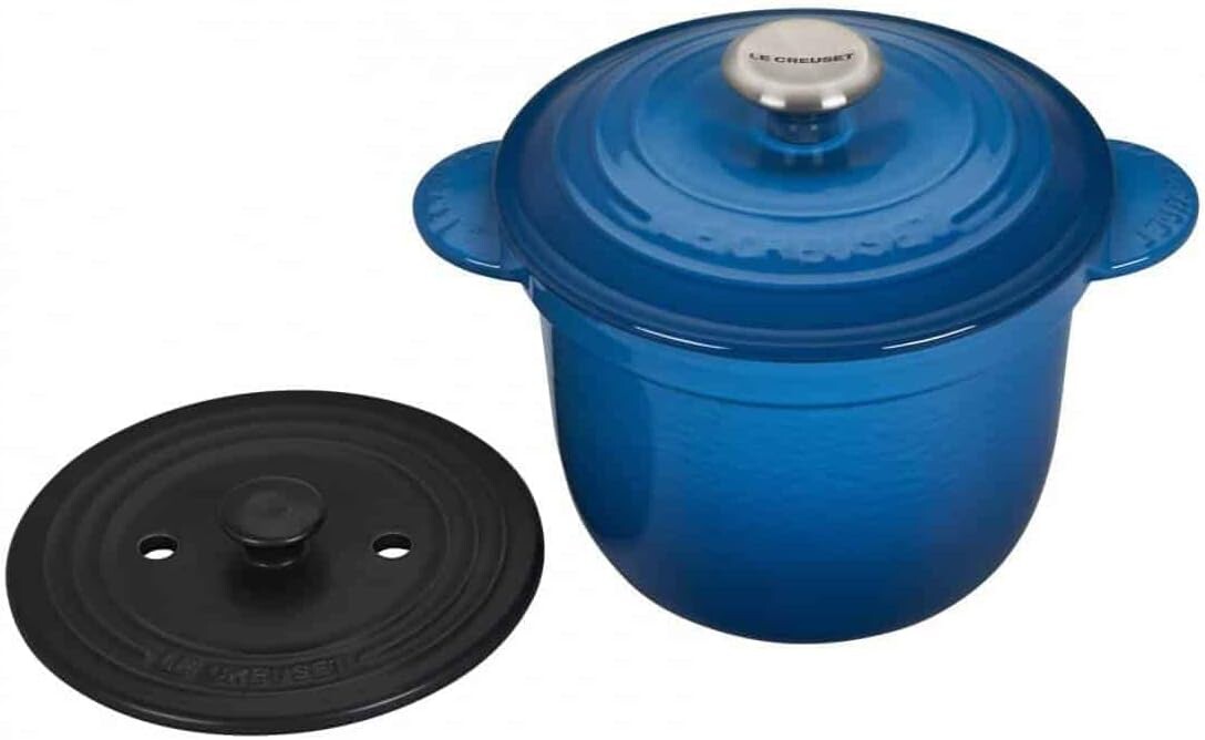 Эмалированная чугунная рисовая кастрюля Le Creuset с крышкой и керамической вставкой, 2,25 кварты, Марсель, Marseille
Эмалированная чугунная рисовая кастрюля Le Creuset с крышкой и керамической вставкой, 2,25 кварты, Марсель, Marseille