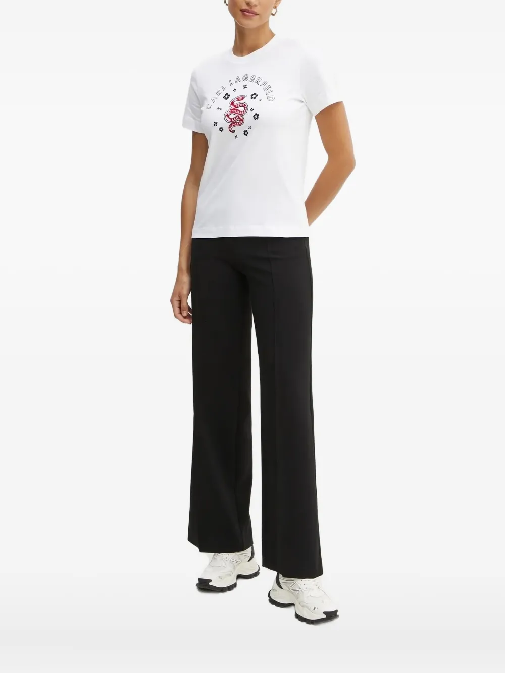 Футболка с вышитым змеиным цветочным узором KARL LAGERFELD, белый
Футболка с вышитым змеиным цветочным узором KARL LAGERFELD, белый