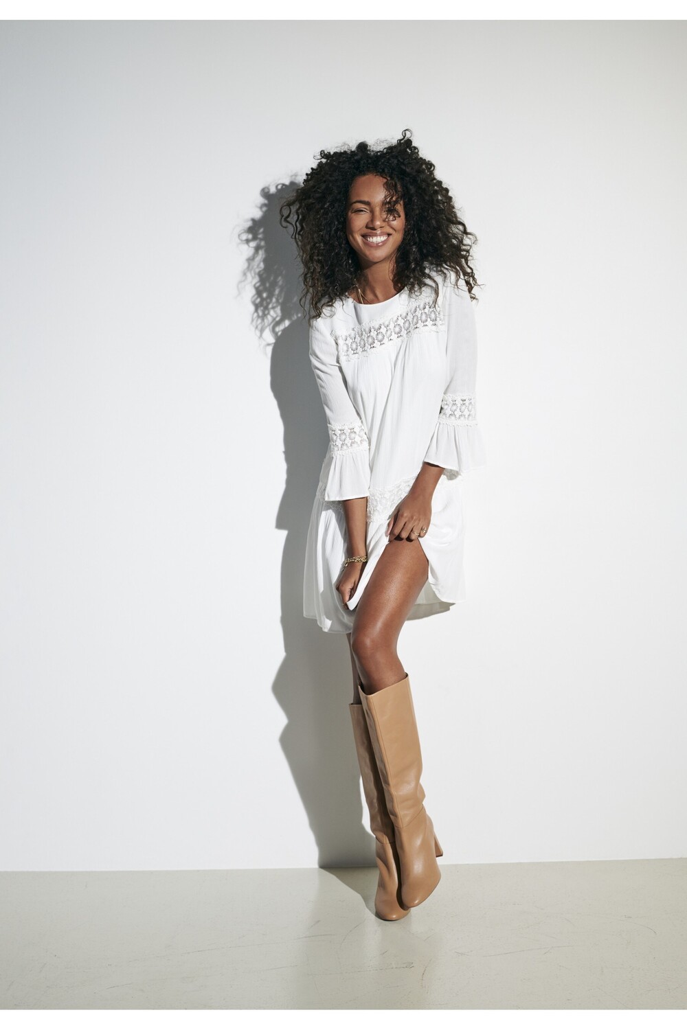 Единственное летнее платье свободного кроя с английской вышивкой ONLY, белый
Единственное летнее платье свободного кроя с английской вышивкой ONLY, белый