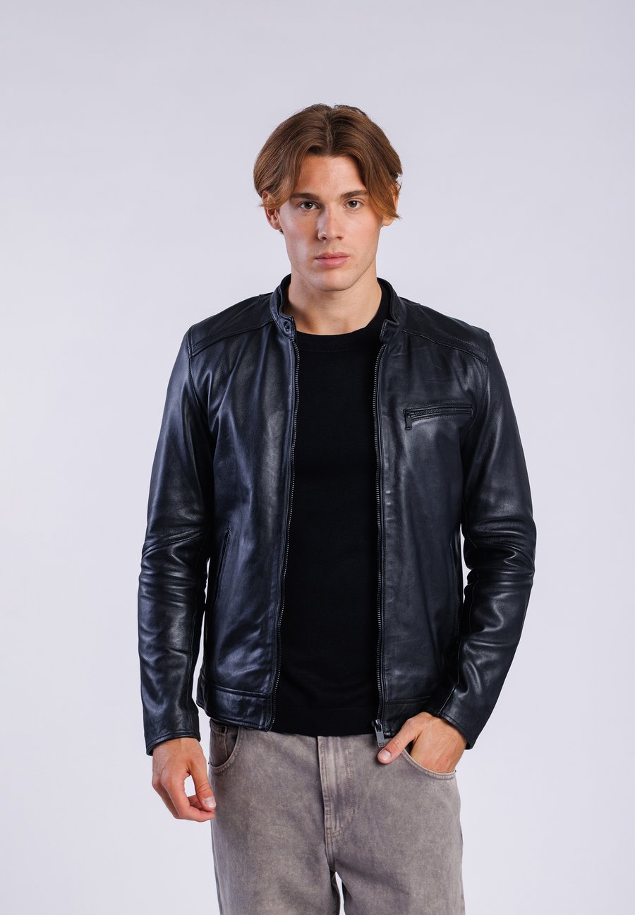 Куртка Freaky Nation LUCKY JIM-NYV, Black
Куртка Freaky Nation LUCKY JIM-NYV, Black