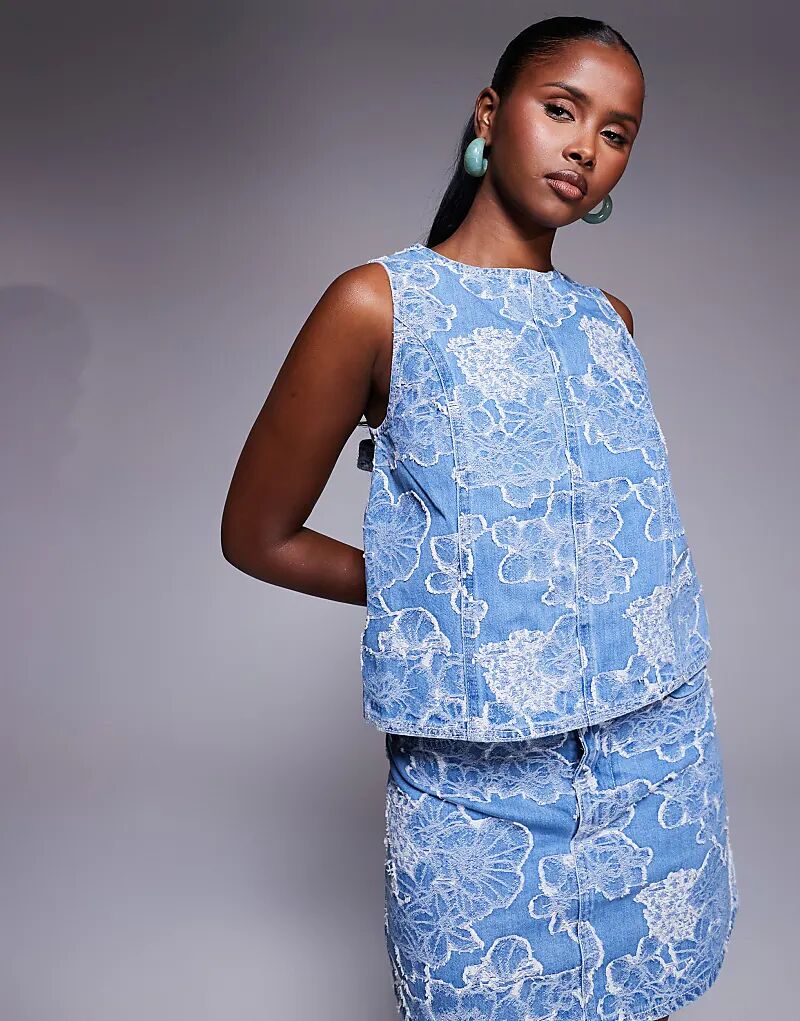 Джинсовый топ River Island с цветочным принтом, полувыбеленный, синего цвета — часть комплекта
Джинсовый топ River Island с цветочным принтом, полувыбеленный, синего цвета — часть комплекта