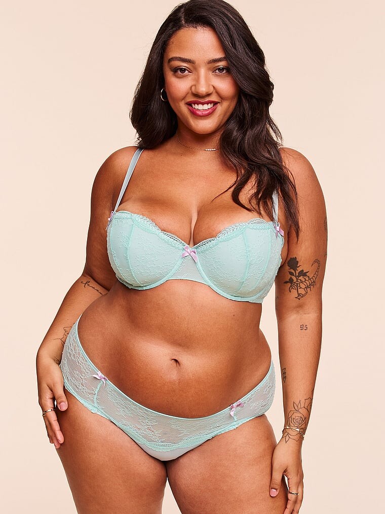 Бюстгальтер-Балконет Anabella Adore Me, синий
Бюстгальтер-Балконет Anabella Adore Me, синий