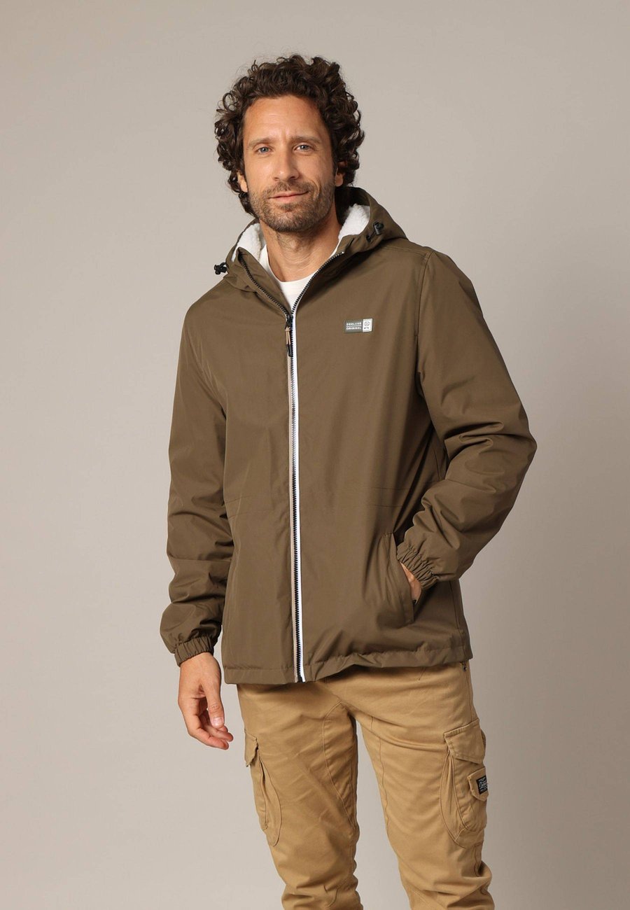 Куртка DEELUXE VINCOURT, Dark Khaki/Khaki
Куртка DEELUXE VINCOURT, Dark Khaki/Khaki