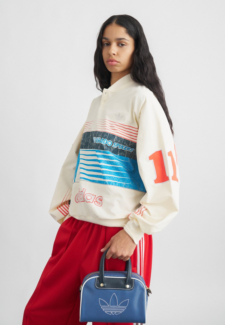 Толстовка Adidas Originals SUMMER CREW, Cream White/Off-White
Толстовка Adidas Originals SUMMER CREW, Cream White/Off-White