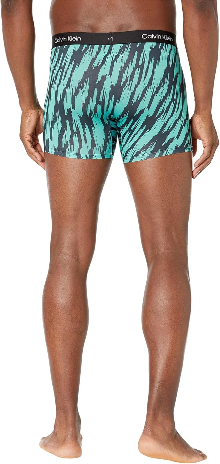 Calvin Klein 1996, 3 пары трусов-боксеров, Black/Fresh Peppermint/Tiger Stripe Print Fresh Peppermint
Calvin Klein 1996, 3 пары трусов-боксеров, Black/Fresh Peppermint/Tiger Stripe Print Fresh Peppermint
