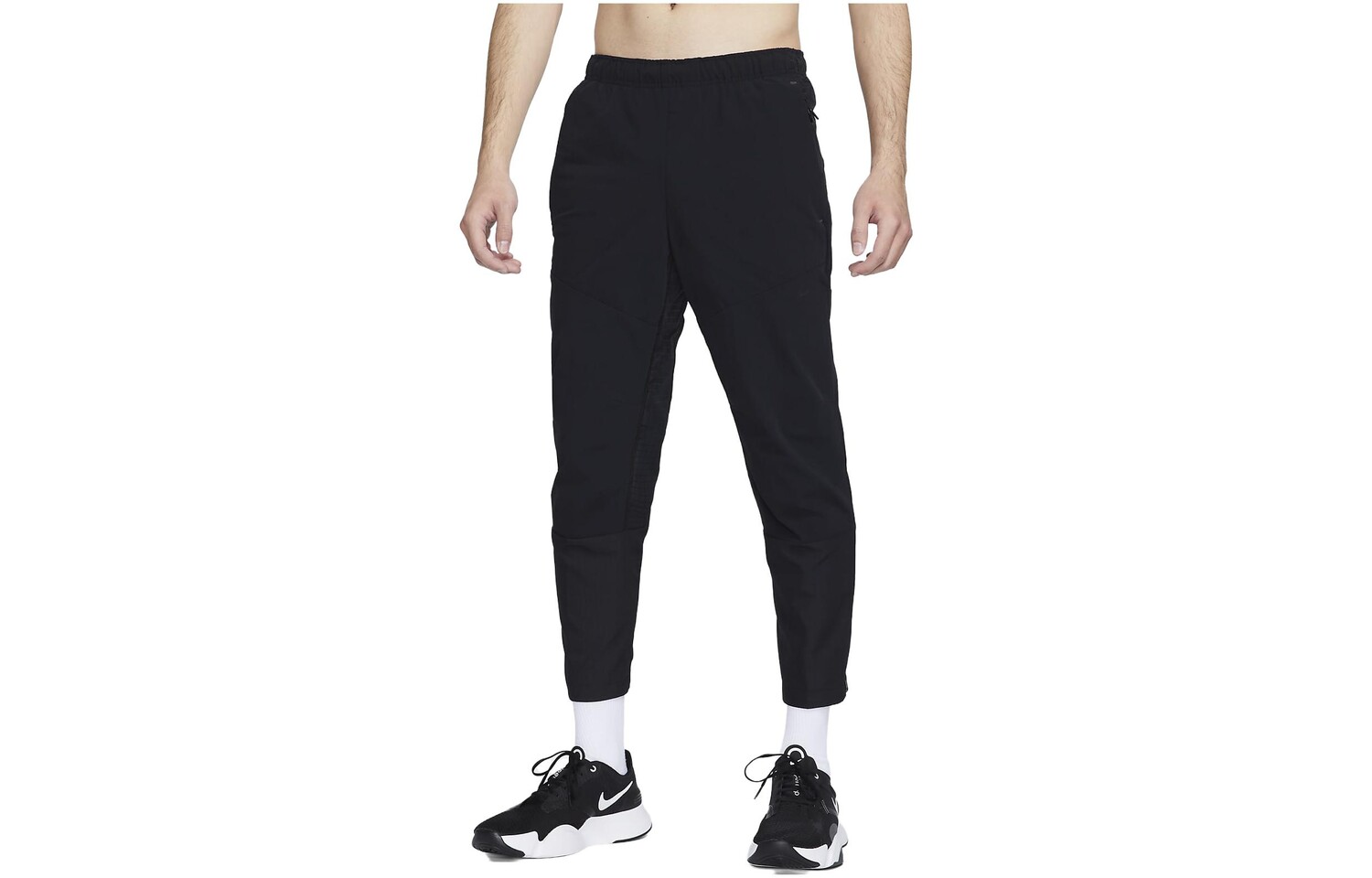 Мужские спортивные штаны Nike, цвет Black
Мужские спортивные штаны Nike, цвет Black