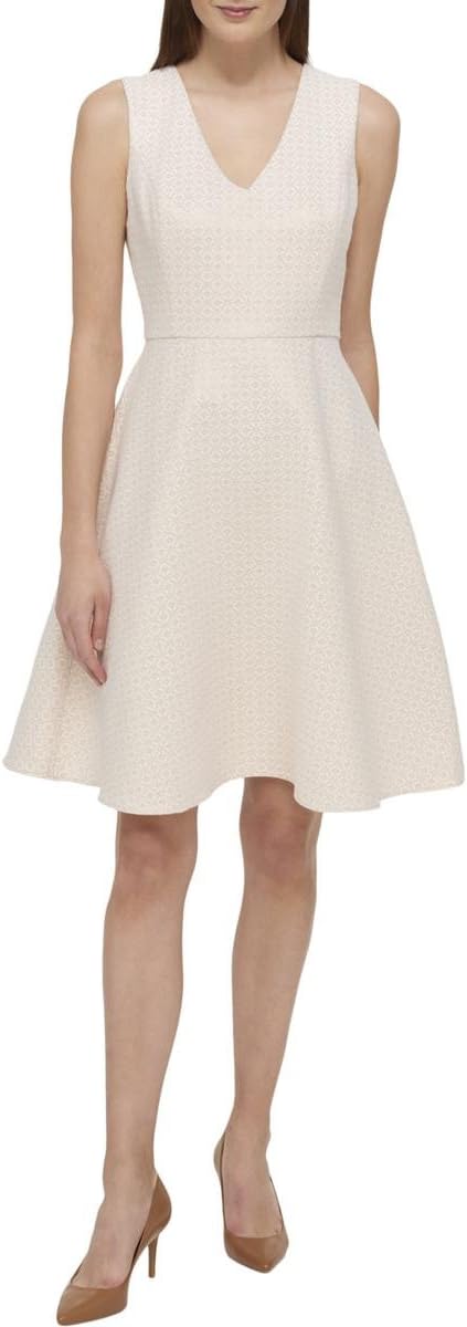 Женское трикотажное платье Tommy Hilfiger с металлическим эффектом и расклешенным лифом, Beige
Женское трикотажное платье Tommy Hilfiger с металлическим эффектом и расклешенным лифом, Beige