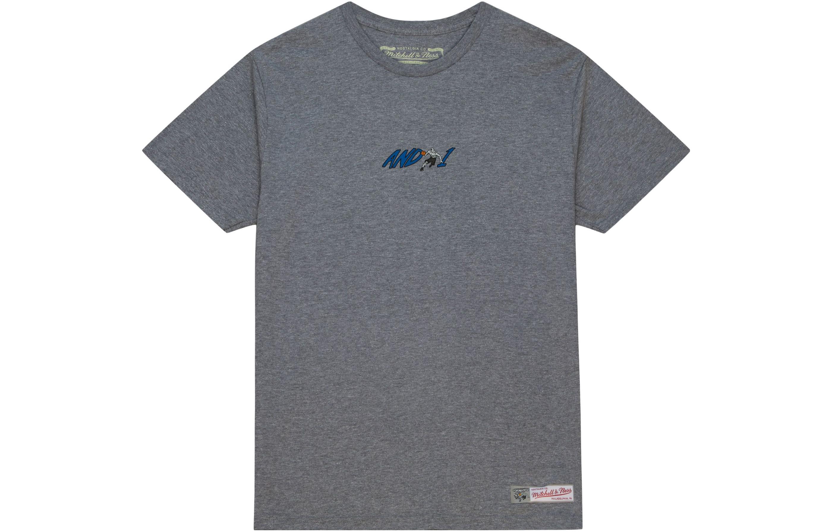 Mitchell Ness Мужская футболка серого цвета с круглым вырезом, умеренно прямой крой, Серый, Mitchell Ness Мужская футболка серого цвета с круглым вырезом, умеренно прямой крой
Mitchell Ness Мужская футболка серого цвета с круглым вырезом, умеренно прямой крой, Серый, Mitchell Ness Мужская футболка серого цвета с круглым вырезом, умеренно прямой крой