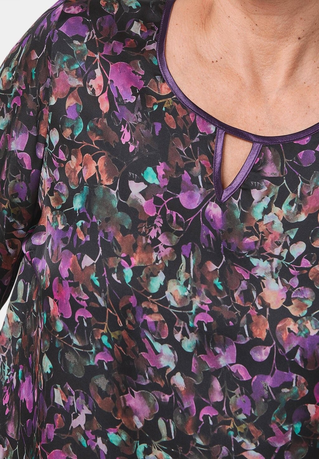 Блуза GOLDNER, черный
Блуза GOLDNER, черный