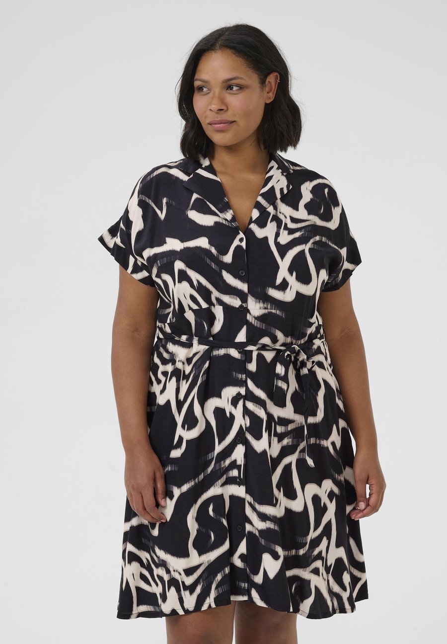 Платье Kaffe Curve MAREN , Black Nature Organic Lines/Black
Платье Kaffe Curve MAREN , Black Nature Organic Lines/Black