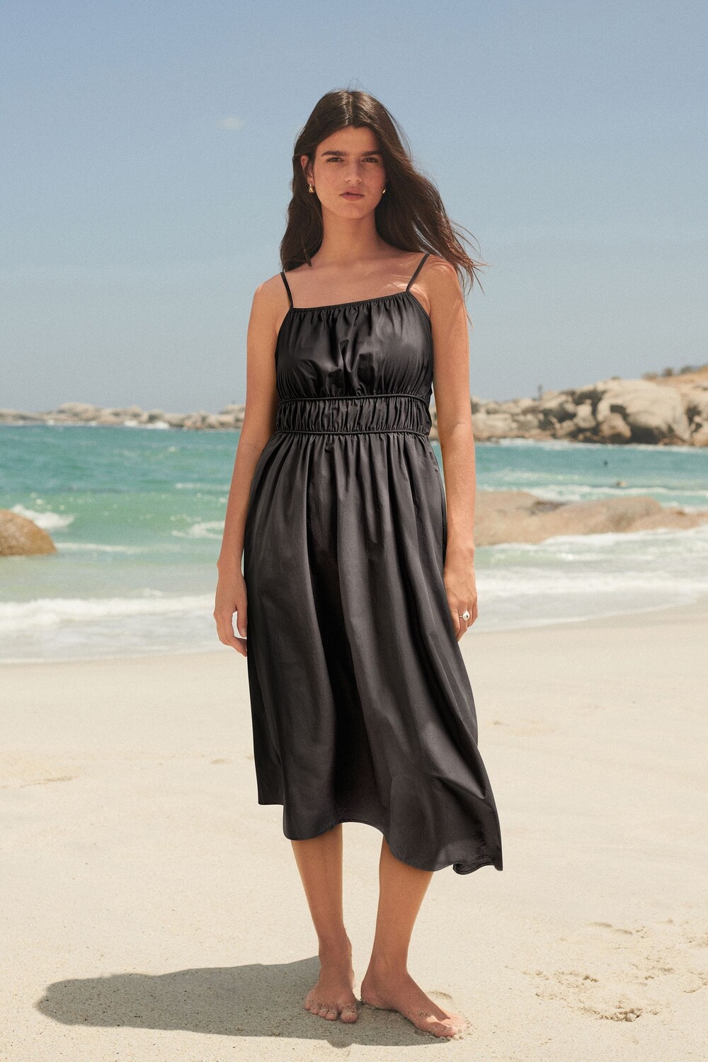 Платье миди на бретелях Next, черный
Платье миди на бретелях Next, черный