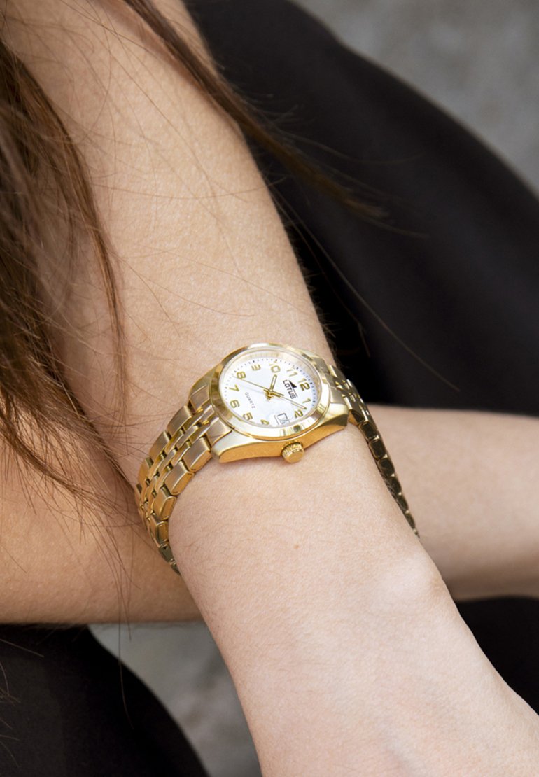 Часы FREEDOM Lotus, белый
Часы FREEDOM Lotus, белый