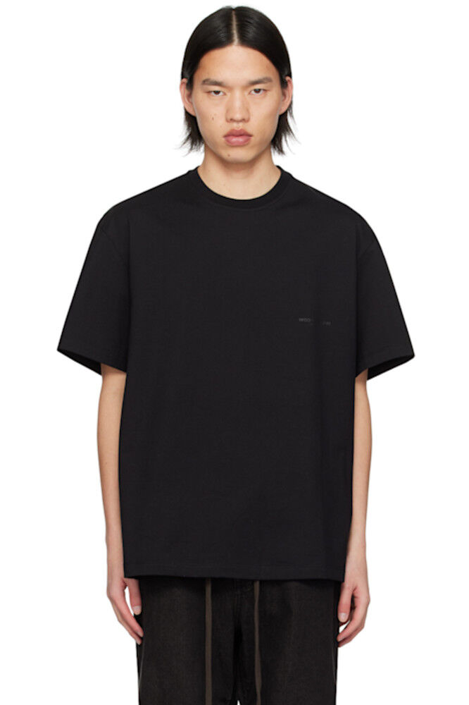 Черная кожаная футболка с нашивками WOOYOUNGMI
Черная кожаная футболка с нашивками WOOYOUNGMI