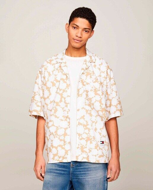 Мужская рубашка свободного кроя с короткими рукавами и принтом Tommy Jeans
Мужская рубашка свободного кроя с короткими рукавами и принтом Tommy Jeans