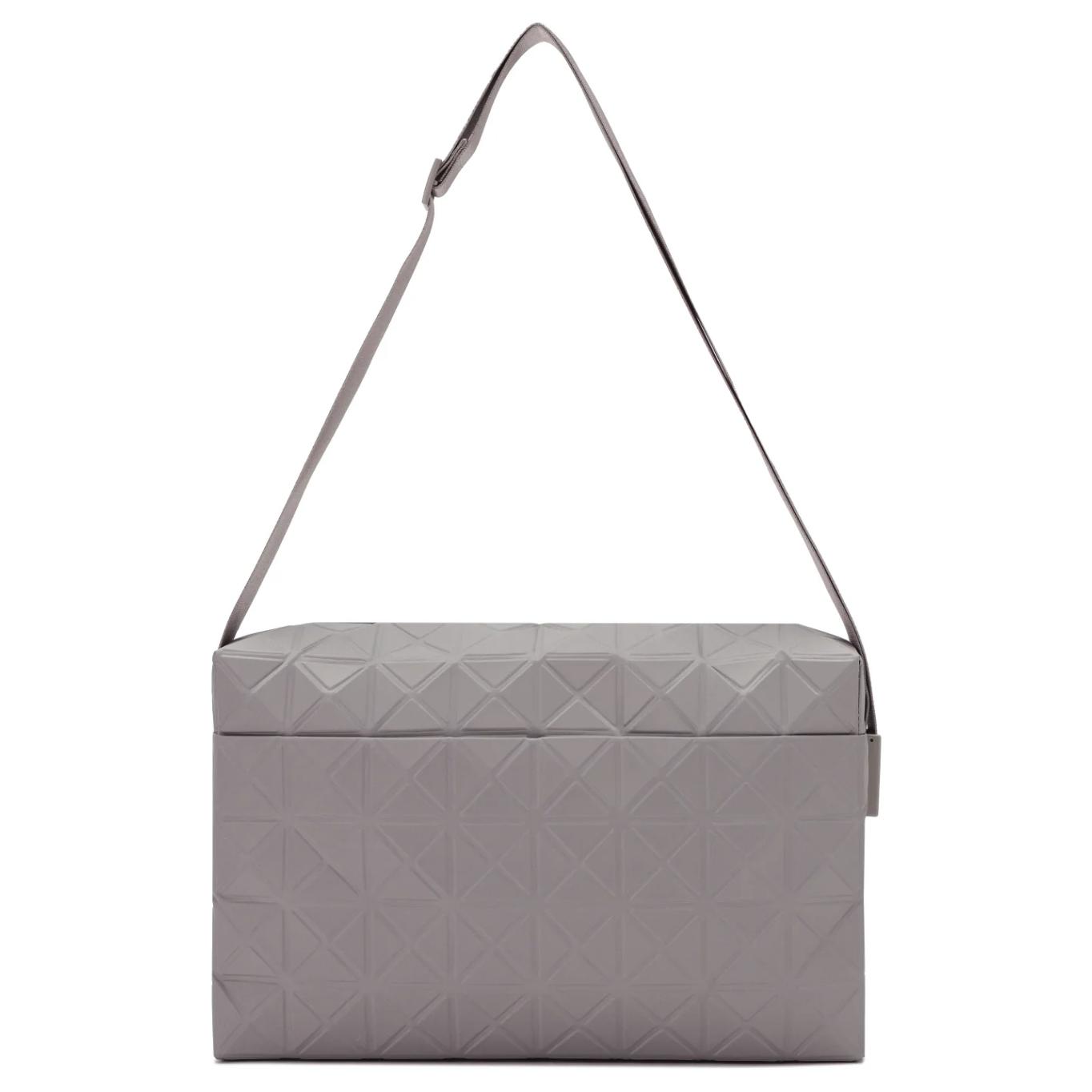 ISSEY MIYAKE Полиэстеровая кроссбоди сумка через плечо унисекс серая
ISSEY MIYAKE Полиэстеровая кроссбоди сумка через плечо унисекс серая