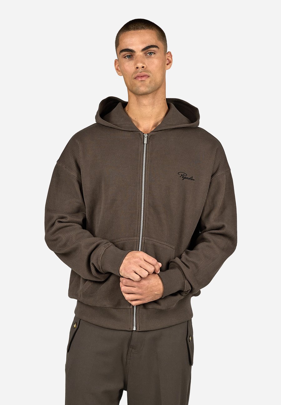 Толстовка Pegador SIGNAR, Washed Walnut Brown / Black/Brown
Толстовка Pegador SIGNAR, Washed Walnut Brown / Black/Brown