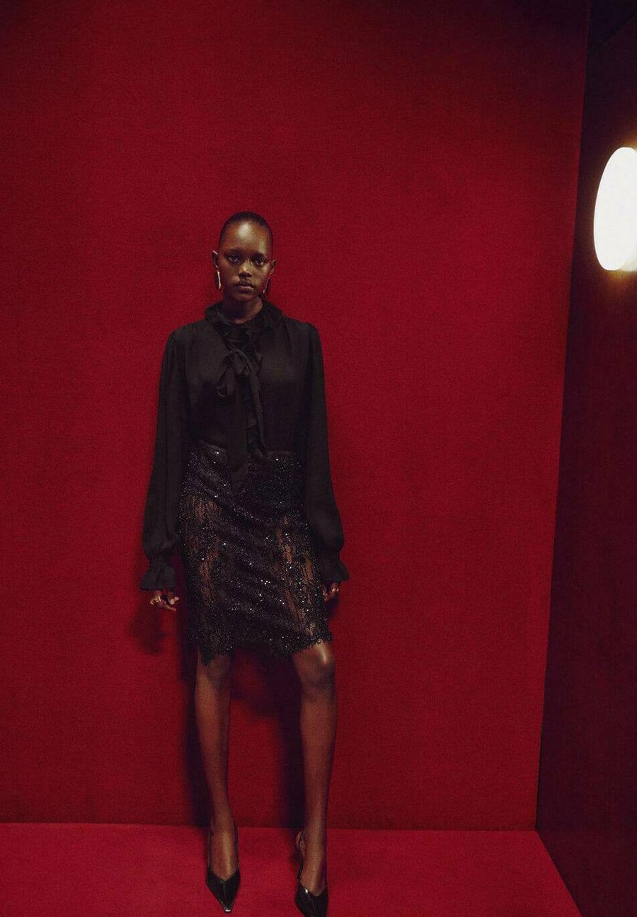 Блуза Mango Button-down blouse, Black
Блуза Mango Button-down blouse, Black