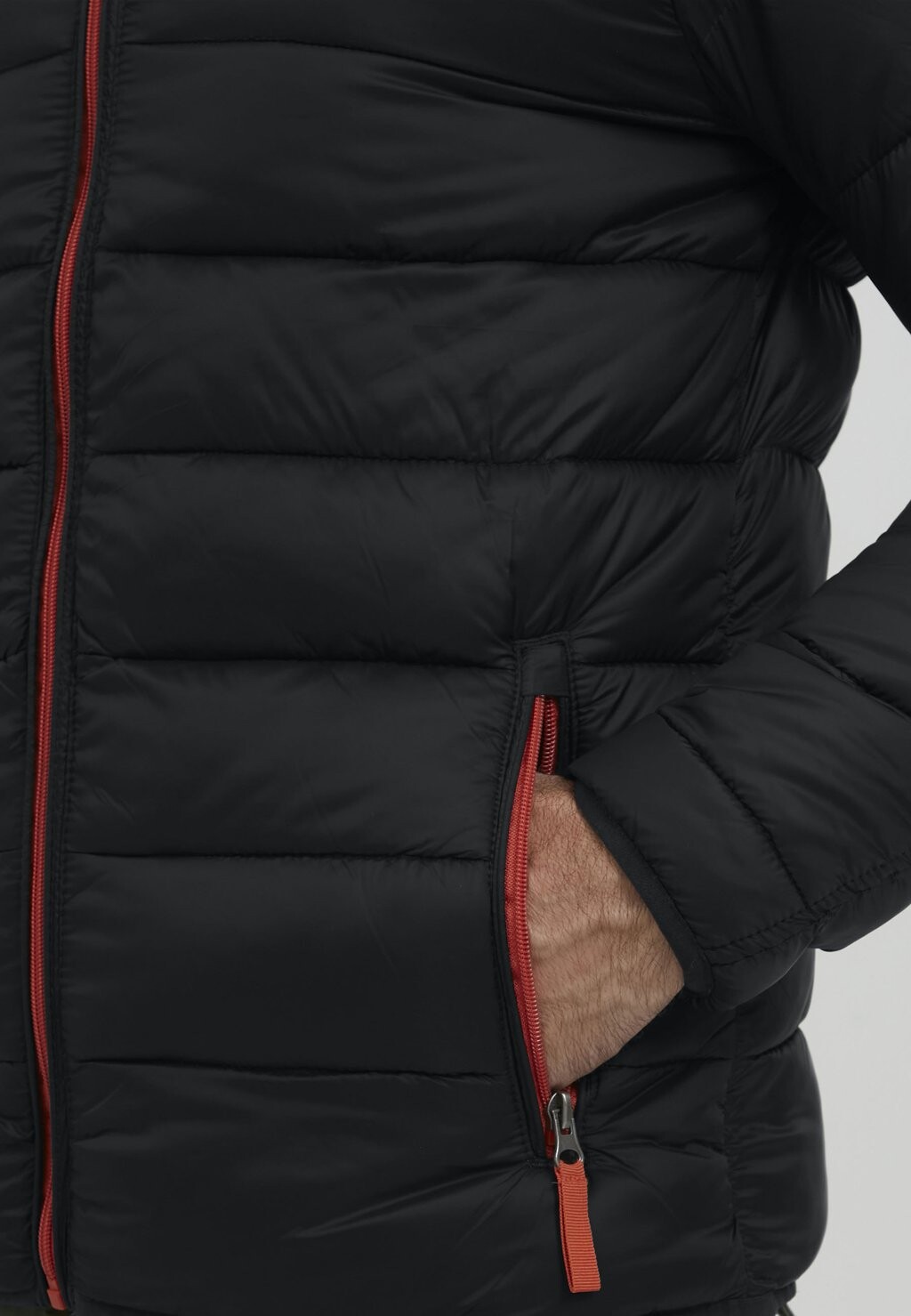 Зимняя куртка FQARNVID FQ1924, черный
Зимняя куртка FQARNVID FQ1924, черный