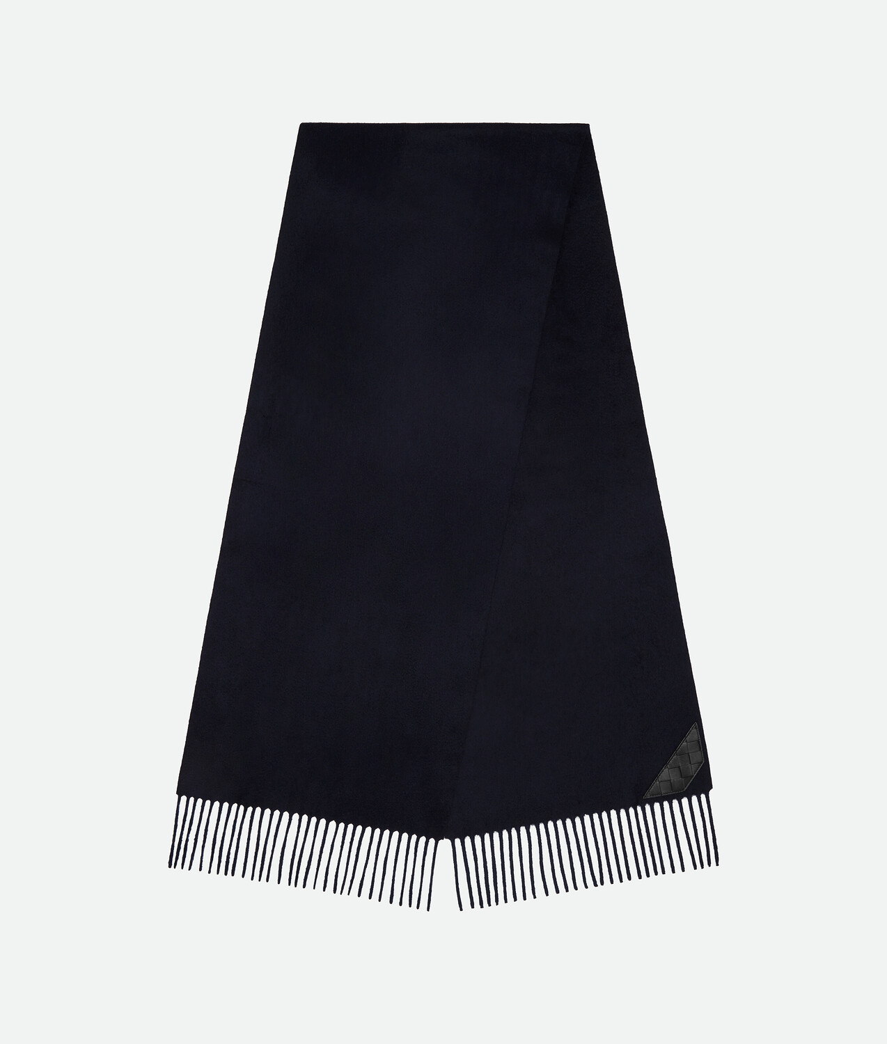 Cashmere scarf BOTTEGA VENETA, темно-синий 302
Cashmere scarf BOTTEGA VENETA, темно-синий 302