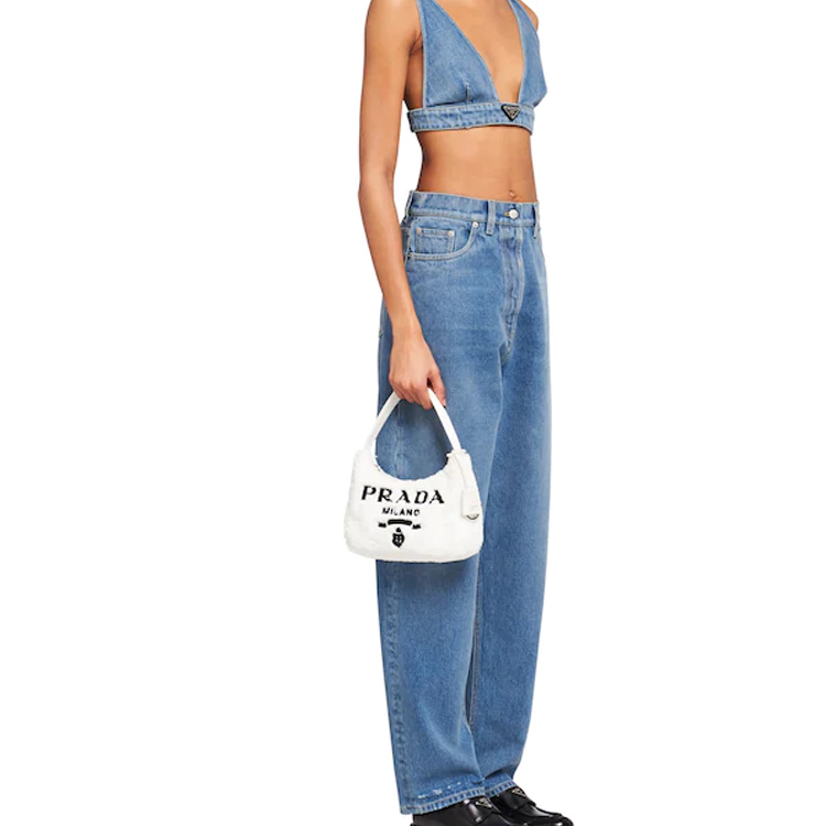 Re Edition Тканевая Сумка Через Плечо, Сумка, Женская Белая PRADA
Re Edition Тканевая Сумка Через Плечо, Сумка, Женская Белая PRADA