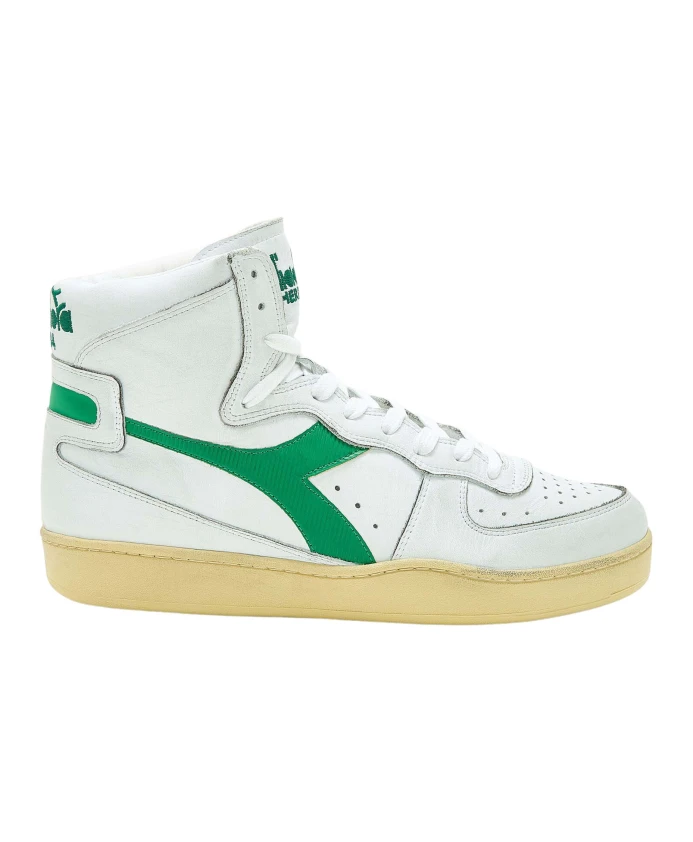 Белые кроссовки Diadora, белый
Белые кроссовки Diadora, белый