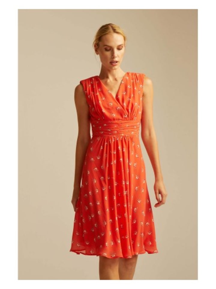 Платье до колена & me, оранжевый
Платье до колена & me, оранжевый