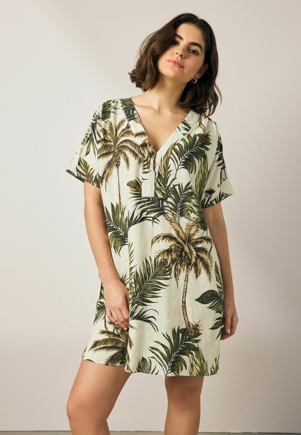 Повседневное платье Next, бежевый
Повседневное платье Next, бежевый