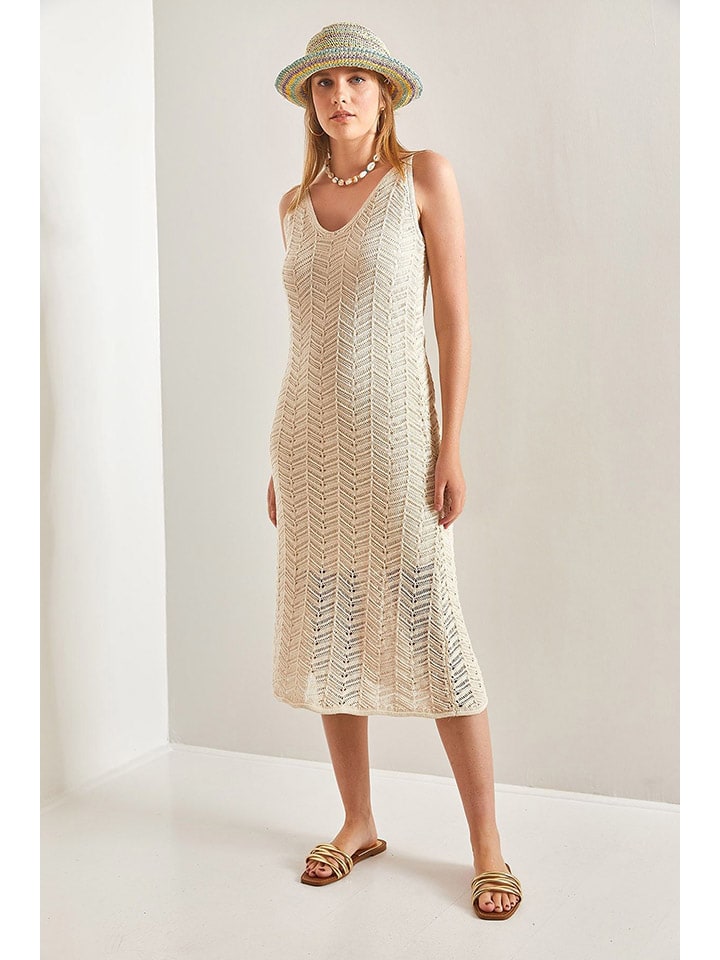 Платье до колена Bianco Lucci, бежевый
Платье до колена Bianco Lucci, бежевый