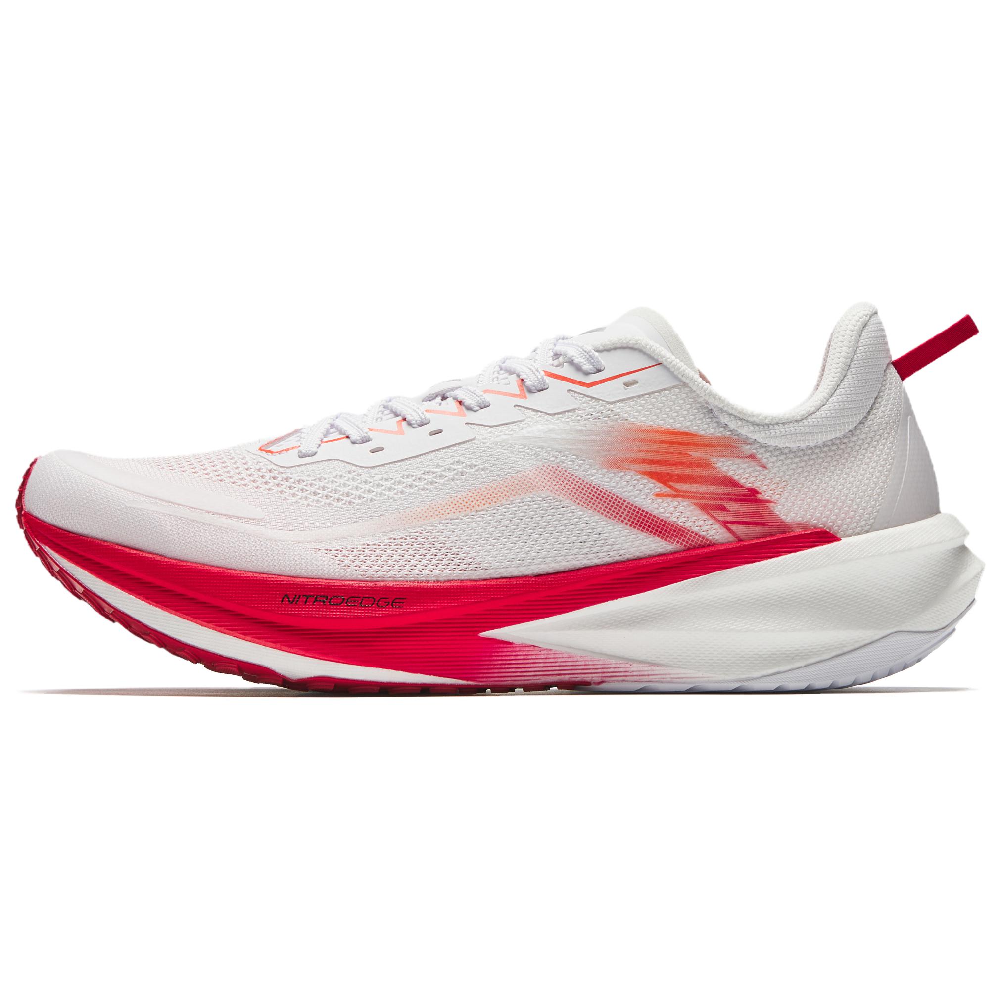 ANTA Кроссовки мужские пластиковые Pioneer с низким верхом, белые
ANTA Кроссовки мужские пластиковые Pioneer с низким верхом, белые