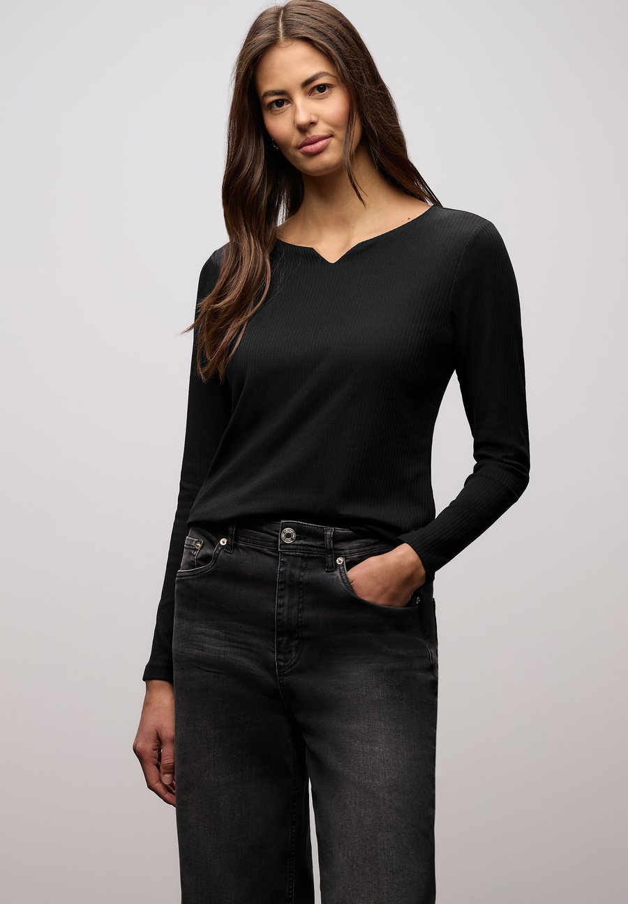 Топ Street One Long sleeved top, Schwarz/Black
Топ Street One Long sleeved top, Schwarz/Black