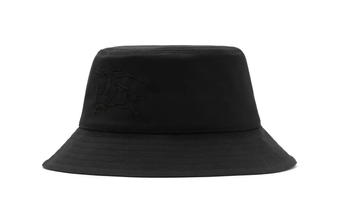 EKD вышитая Bucket Hat Burberry, черный
EKD вышитая Bucket Hat Burberry, черный
