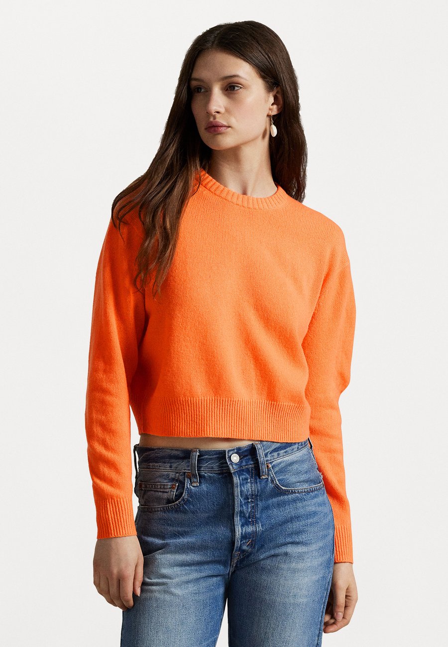 Джемпер Polo Ralph Lauren WOOL BLEND CROPPED CREWNECK JUMPER, Mandarin Orange/Orange
Джемпер Polo Ralph Lauren WOOL BLEND CROPPED CREWNECK JUMPER, Mandarin Orange/Orange