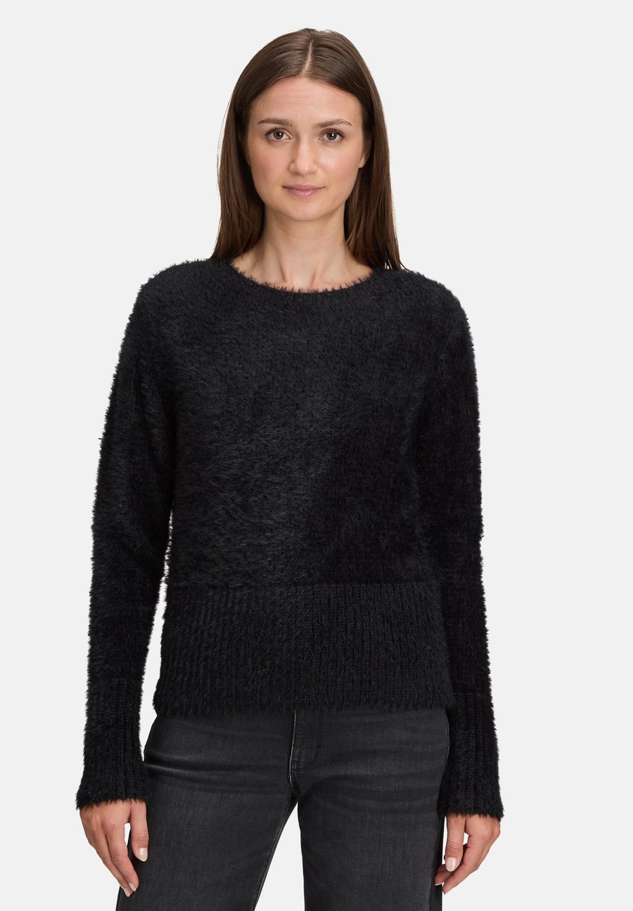 Джемпер Betty & Co MIT V-AUSSCHNITT, Schwarz/Black
Джемпер Betty & Co MIT V-AUSSCHNITT, Schwarz/Black