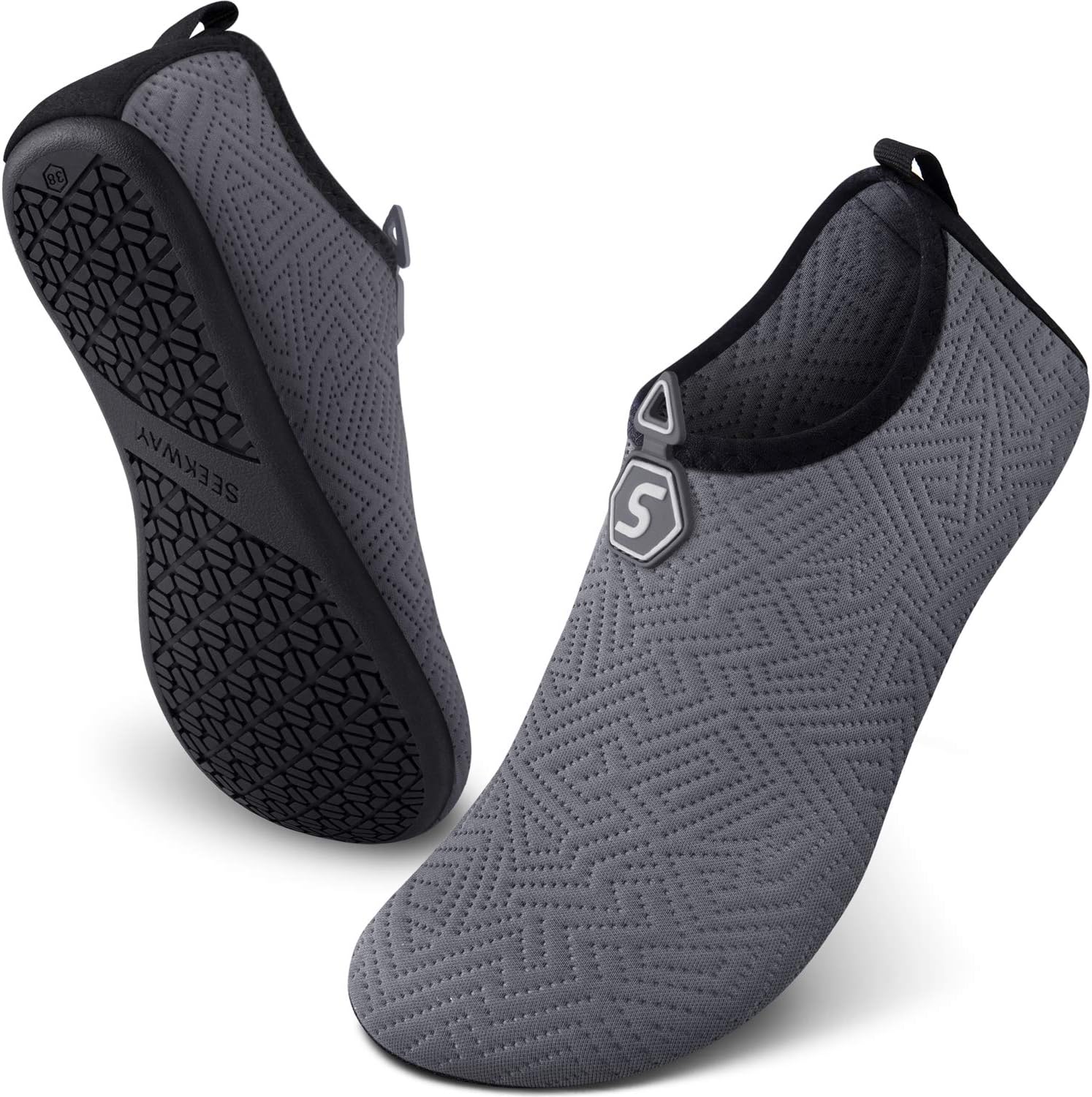 Водные тапочки SEEKWAY, быстросохнущие акваноски, обувь для босых ног, легкое надевание, для пляжа, бассейна, плавания, реки, йоги, озера, серфинга, для женщин и мужчин, черные SK001
Водные тапочки SEEKWAY, быстросохнущие акваноски, обувь для босых ног, легкое надевание, для пляжа, бассейна, плавания, реки, йоги, озера, серфинга, для женщин и мужчин, черные SK001