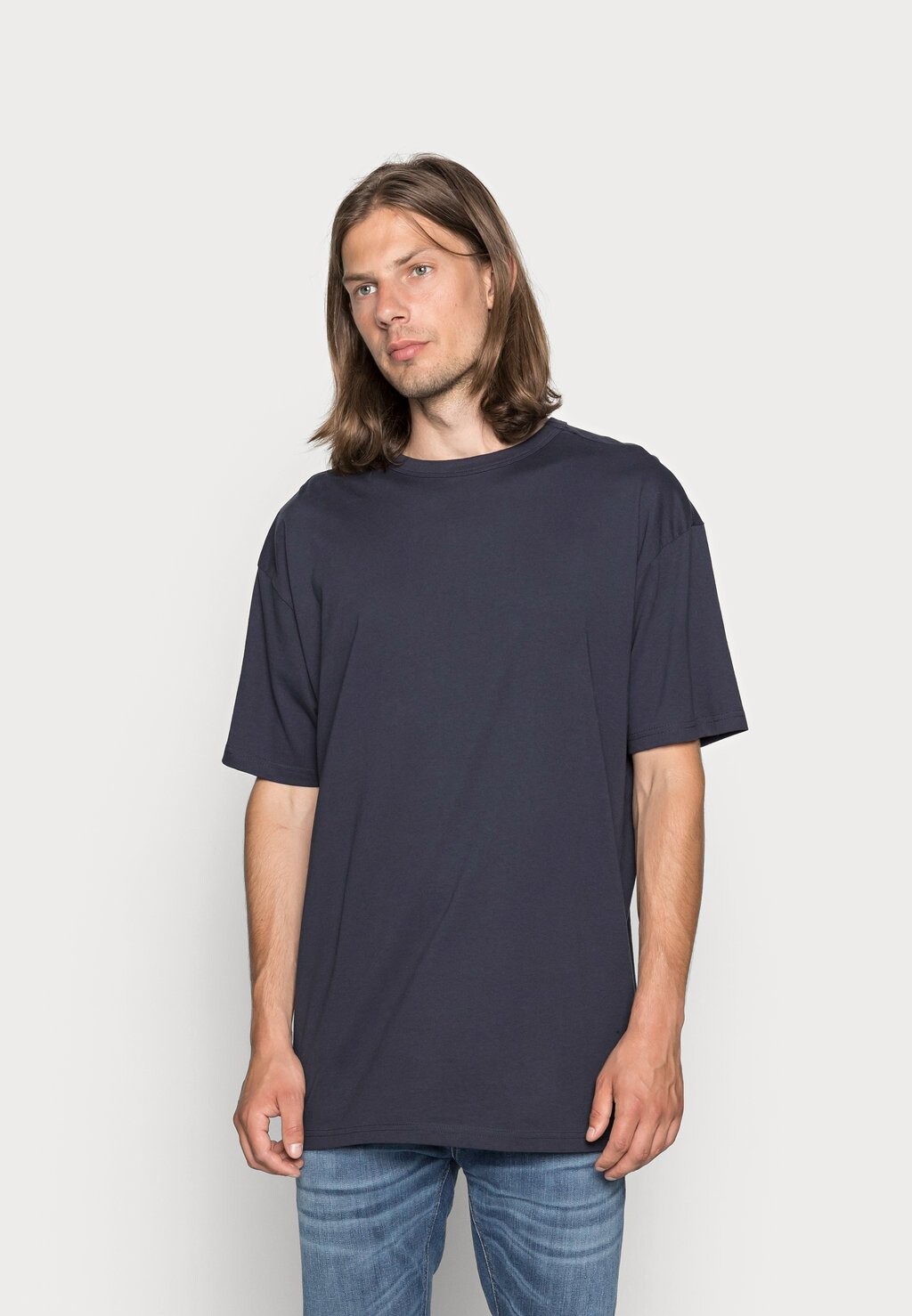 Базовая футболка Urban Classics, темно-синий
Базовая футболка Urban Classics, темно-синий