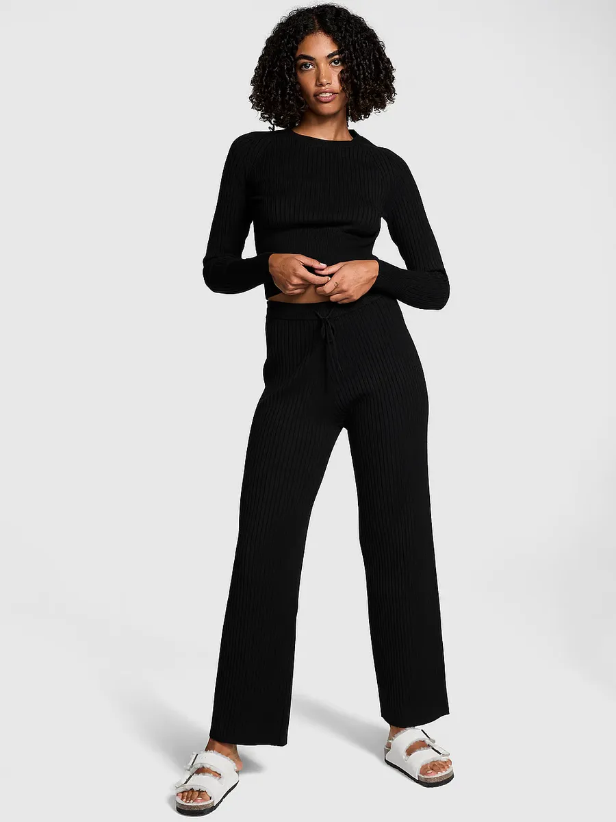 Вязаный топ с длинными рукавами в рубчик Pink, черный
Вязаный топ с длинными рукавами в рубчик Pink, черный