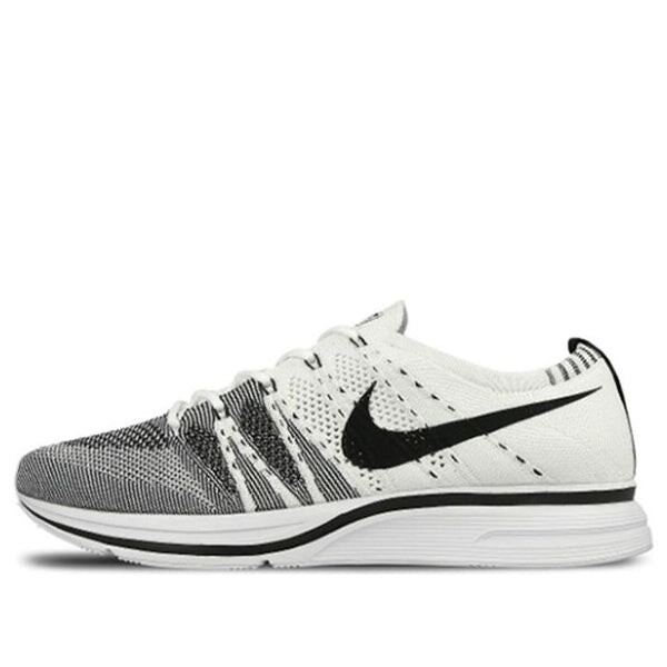 Кроссовки flyknit trainer 2017 Nike, белый
Кроссовки flyknit trainer 2017 Nike, белый