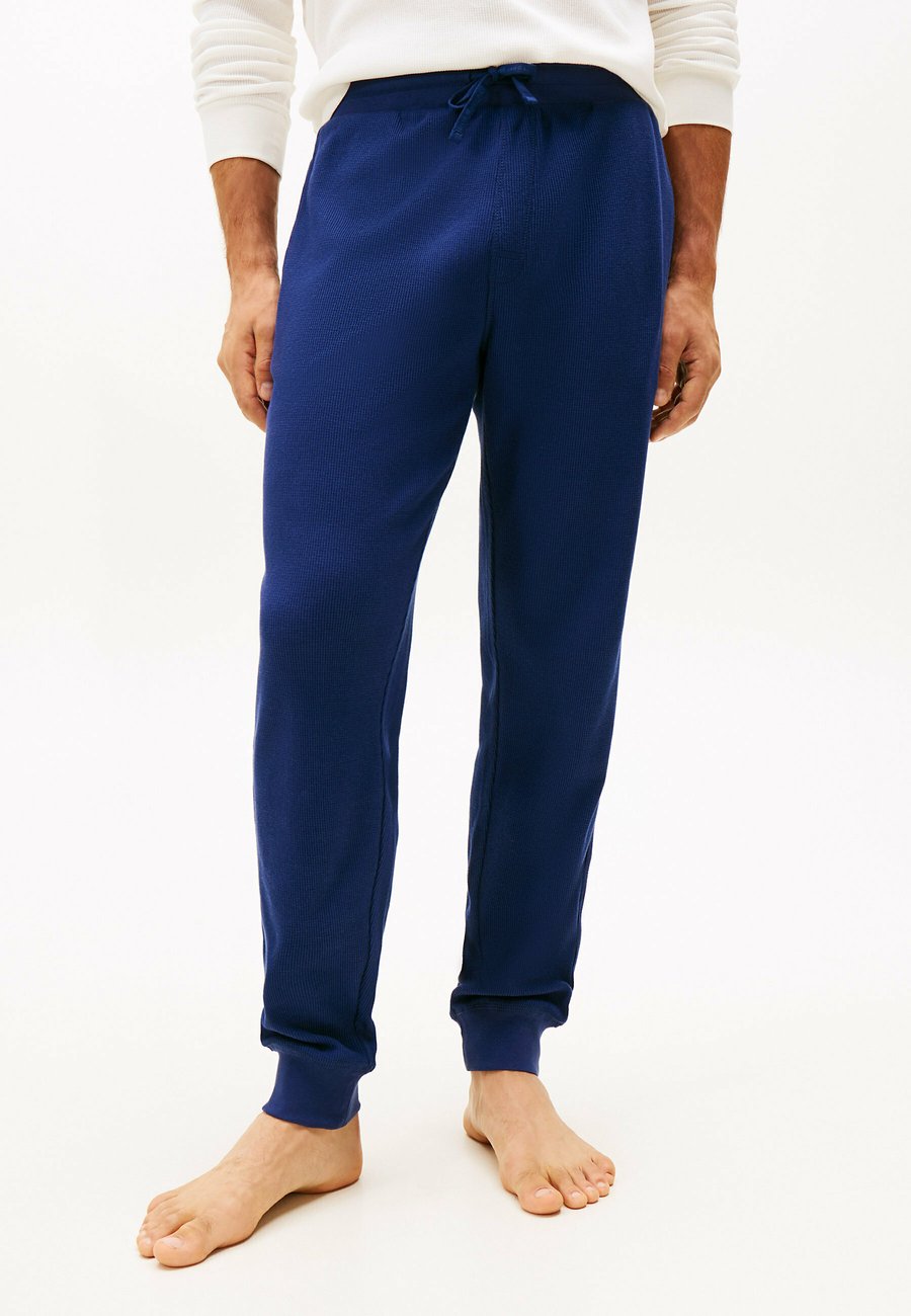 Пижамные брюки Tommy Hilfiger JOGGERS, Preppy Navy/Dark Blue
Пижамные брюки Tommy Hilfiger JOGGERS, Preppy Navy/Dark Blue