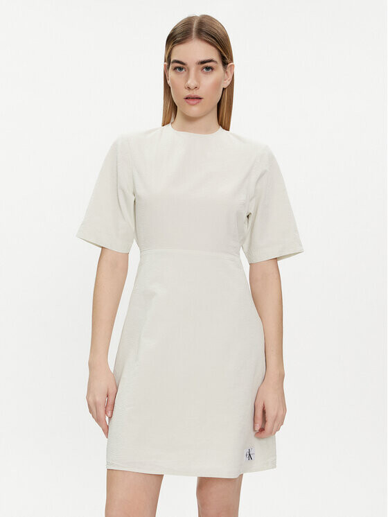 Летнее платье стандартного кроя Calvin Klein, экрю
Летнее платье стандартного кроя Calvin Klein, экрю