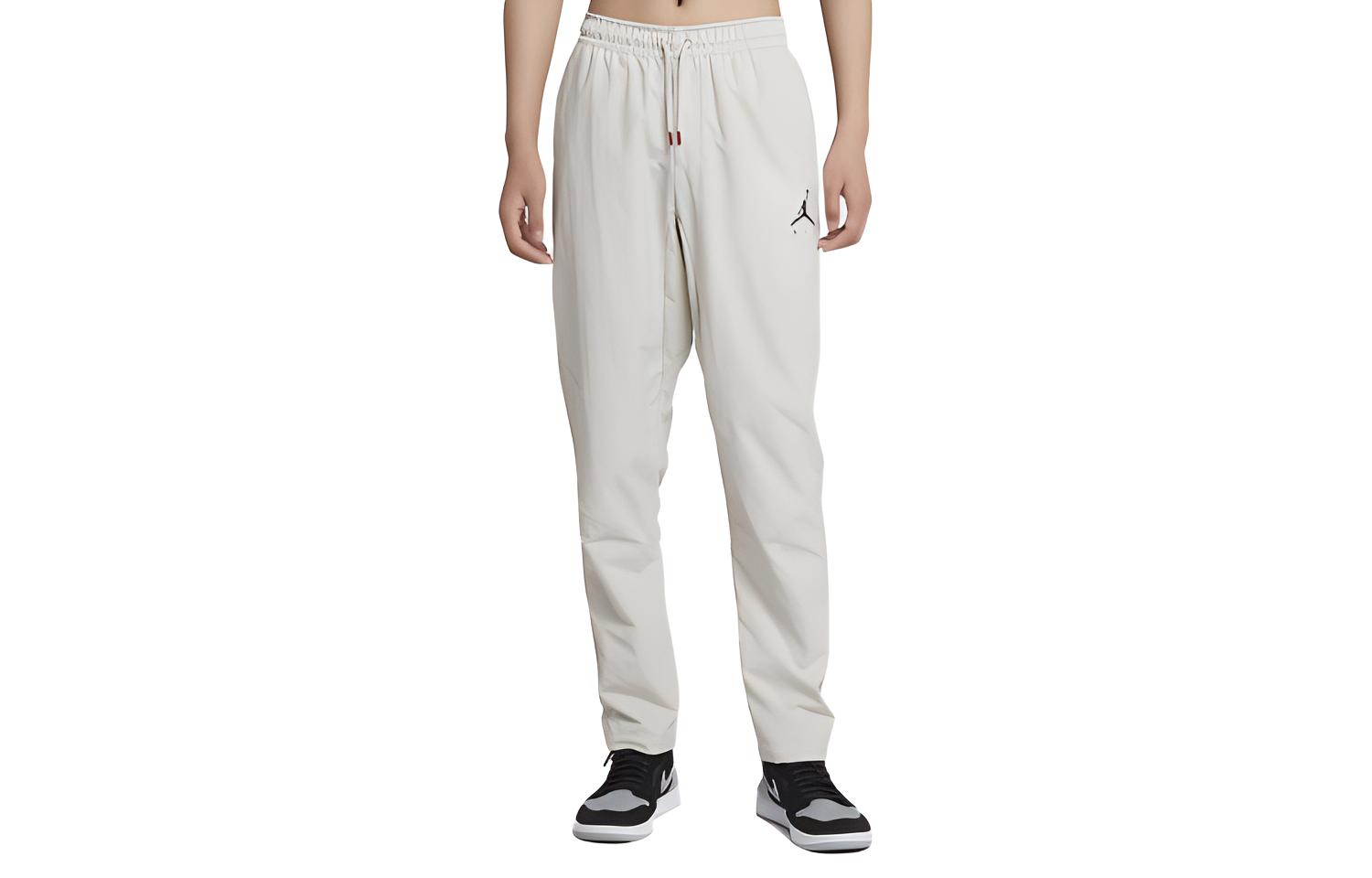 Вязаные спортивные штаны мужские экрю Jordan
Вязаные спортивные штаны мужские экрю Jordan